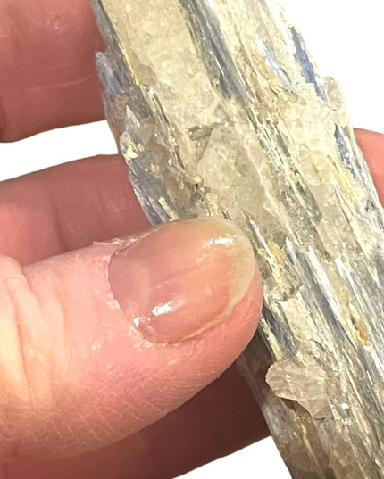 BLUE KYANITE CRYSTAL Gemstone rough specimin 80 Grams