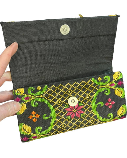 Vintage Hand made art deco Needlepoint wallet clutch