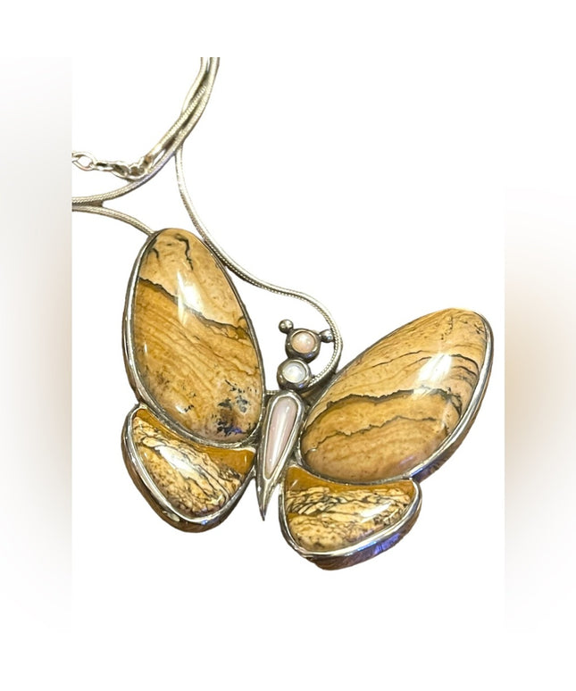 Lovely Butterfly Jasper Stone MOP Pearl Pendant Charm Sterling Silver 925 WK