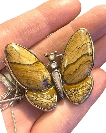 Lovely Butterfly Jasper Stone MOP Pearl Pendant Charm Sterling Silver 925 WK