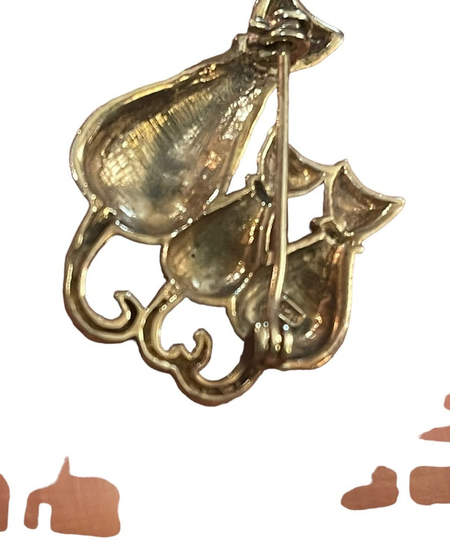 Vintage Sterling silver fancy marcasite triple kitty cat brooch