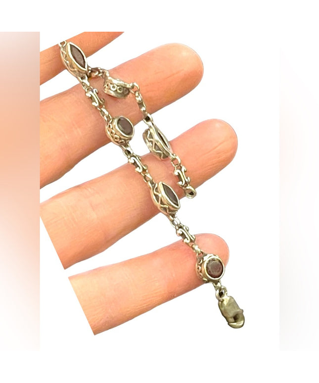 Lovely Scroll work link Garnet sterling silver 925 Bracelet