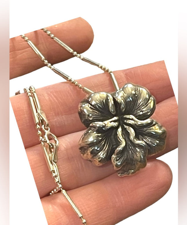 Puffed ornate antiqued flower Chunky pendant sterling silver 925 Necklace