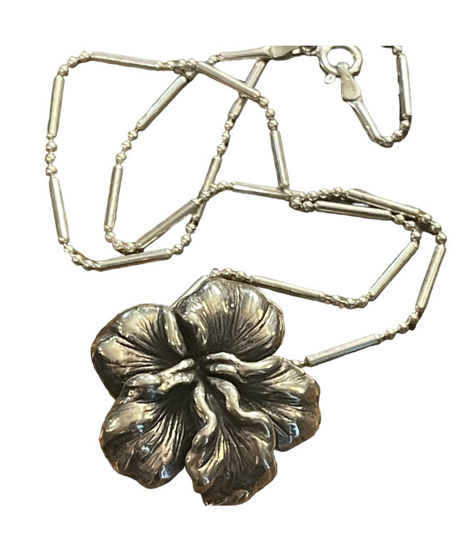 Puffed ornate antiqued flower Chunky pendant sterling silver 925 Necklace
