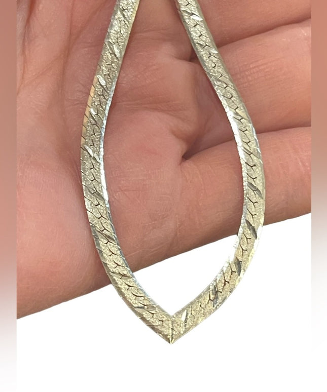 Sterling silver 925 Vintage diamond cut  herringbone arrow Italy