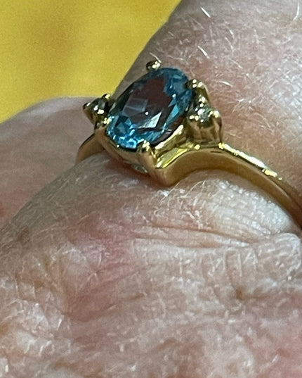10k Gold London Blue Topaz & diamond ring
