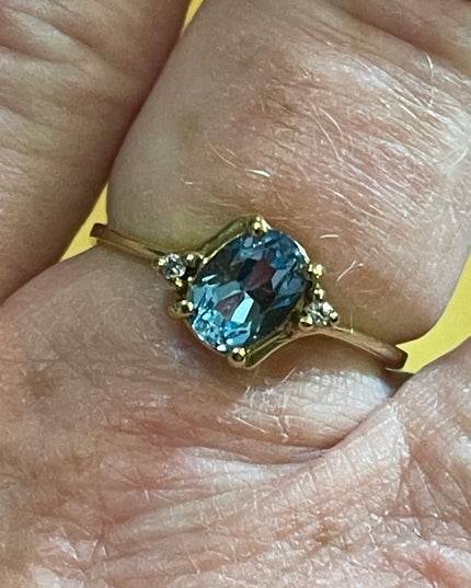 10k Gold London Blue Topaz & diamond ring