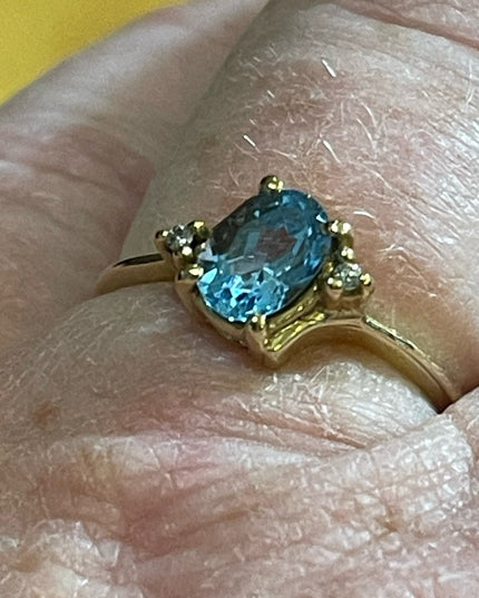 10k Gold London Blue Topaz & diamond ring