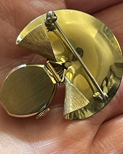 Vintage 10k Gold filled Wittenhauer Nurses Brooch watch Gold w/ pearl