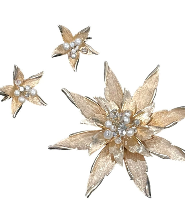 Vintage gold brushed  finish 1960s Large flower starburst brooch & earrings