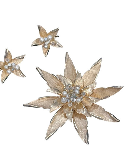Vintage gold brushed  finish 1960s Large flower starburst brooch & earrings