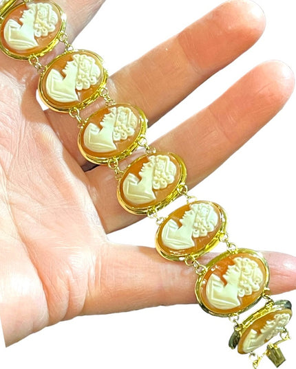 Vintage 14k Gold Carved shell Cameo link bracelet Italy