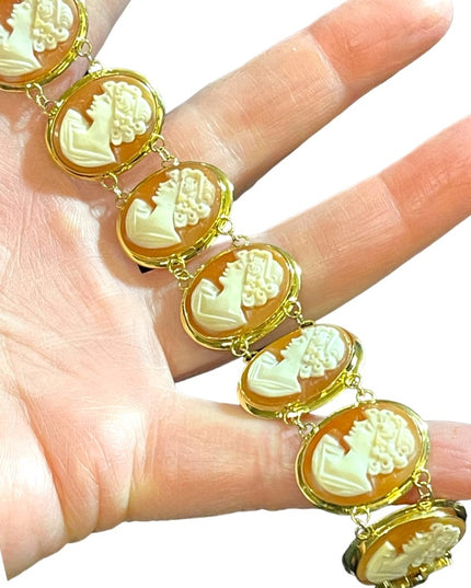 Vintage 14k Gold Carved shell Cameo link bracelet Italy