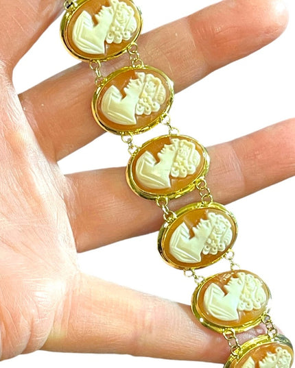 Vintage 14k Gold Carved shell Cameo link bracelet Italy