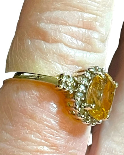 Vintage 10K Yellow Gold Citrine & diamond fancy Ring