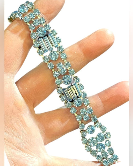 Vintage High Quality Fancy sky topaz blue crystal bracelet