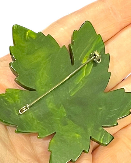 Vintage 1950s Bakelite? Large green Maple leaf brooch
