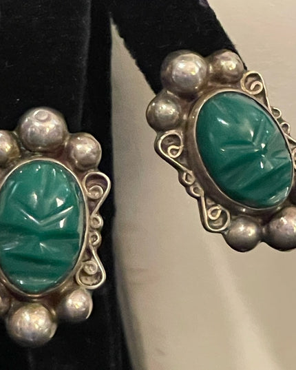 Vintage Green Onyx carved Mexican earrings & necklace 925