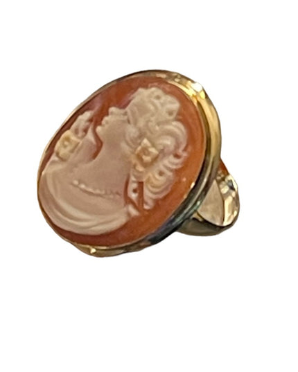 14k gold Italy large Carved cameo shell ring