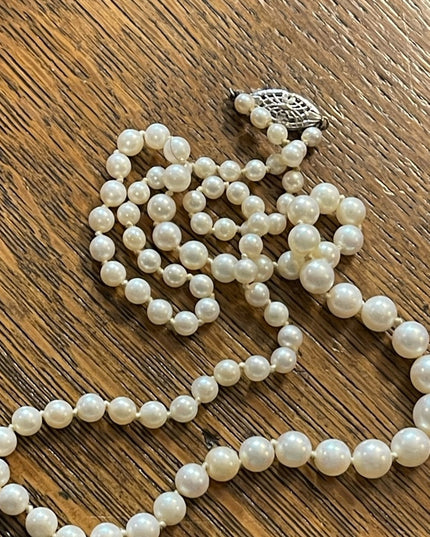 Antique 14k White gold white cultured pearl necklace