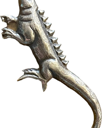 Vintage sterling silver Southwestern Navajo Native Lizard handmade brooch