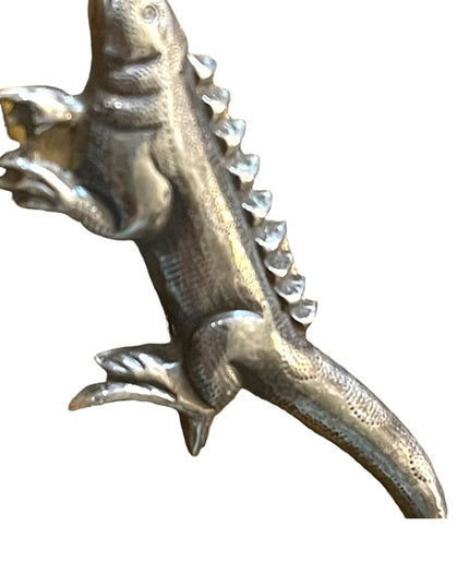 Vintage sterling silver Southwestern Navajo Native Lizard handmade brooch
