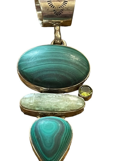 Vintage Southwestern C CHAMA Sterling pendant Malachite peridot labradorite