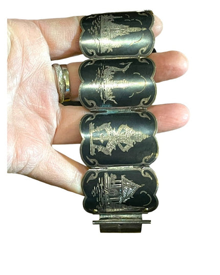 Antique Sterling silver Siam Etched black wnamel symbols Thai bangle bracelet