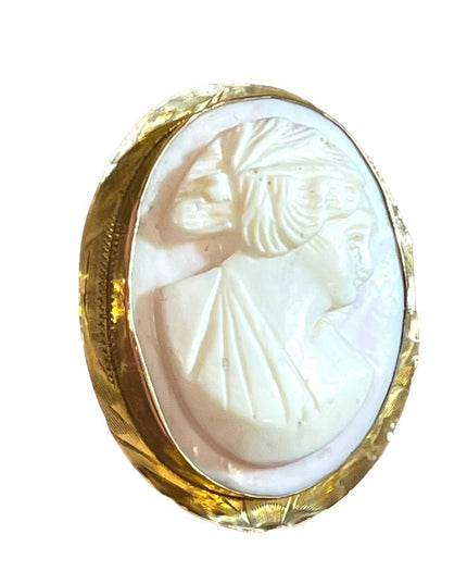 Antique 10k gold Angel skin Coral Cameo brooch