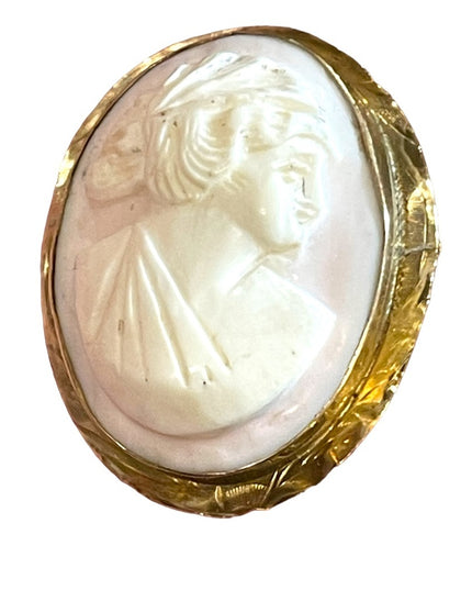 Antique 10k gold Angel skin Coral Cameo brooch