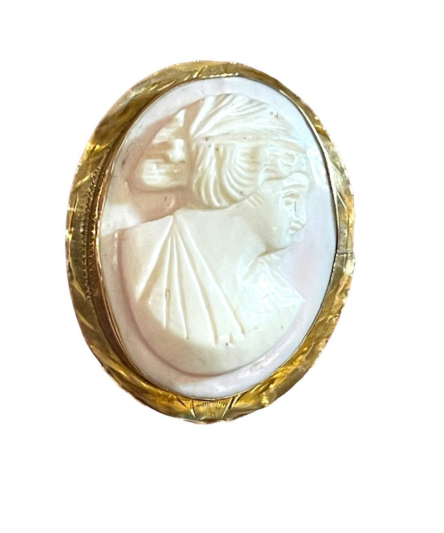 Antique 10k gold Angel skin Coral Cameo brooch