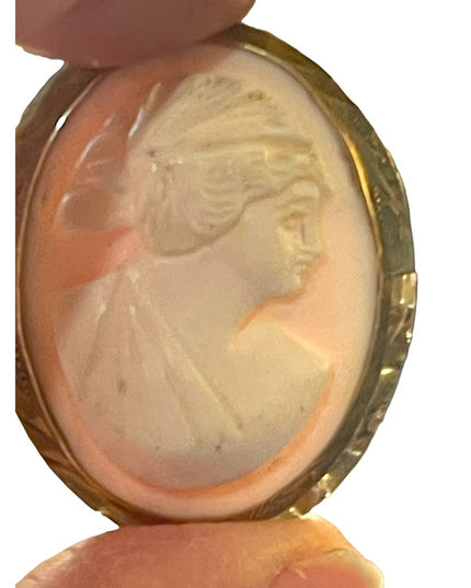 Antique 10k gold Angel skin Coral Cameo brooch
