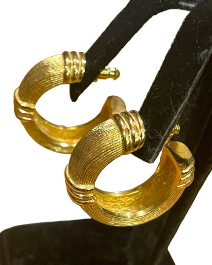 Stunning gold plt CHRISTIAN DIOR Paris France runway hoop earrings AUTHENTIC