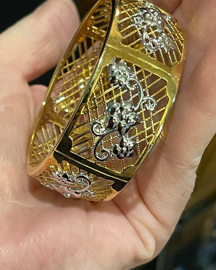 Lovely gold plate silver filagree bangle flower design bracelet