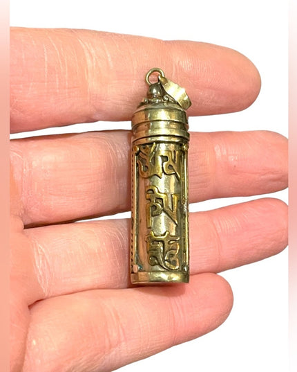 Vintage silver finish Chinese Good luck poison pendant vial