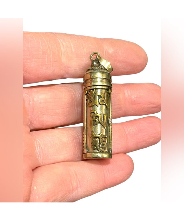 Vintage silver finish Chinese Good luck poison pendant vial
