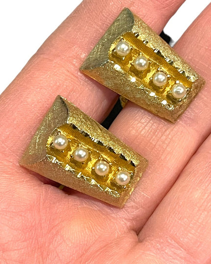 Vintsge gold finish fancy pearl accent cufflinks