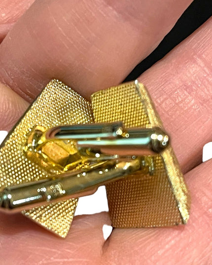 Vintsge gold finish fancy pearl accent cufflinks