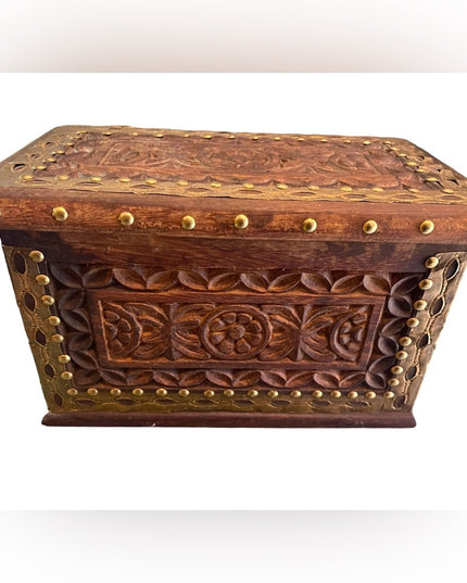 Vintage Carved flowers solid wood brass trim Jewelry box trinket Mexico