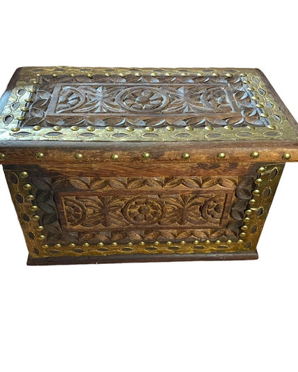 Vintage Carved flowers solid wood brass trim Jewelry box trinket Mexico