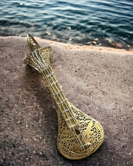Antique 1880s gold wash 800 silver filagree Mandolin brooch