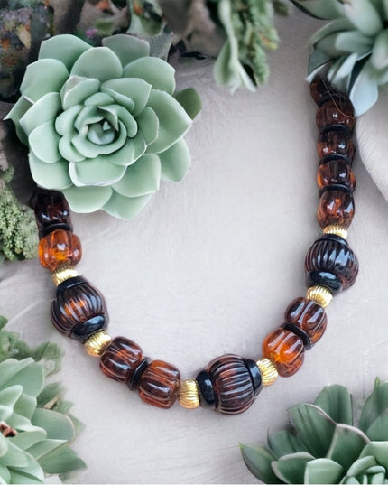 Vintage Faux Amber resin bead necklace 21”