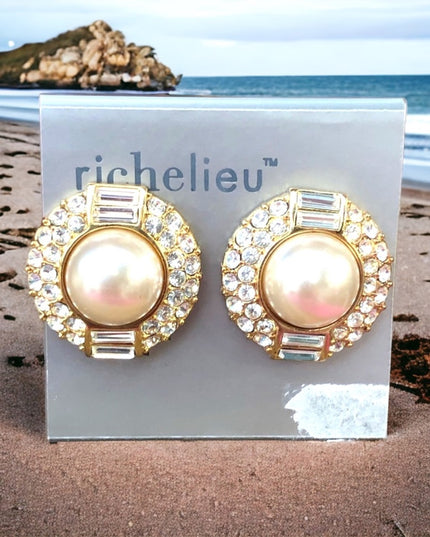 New Vintage Richelieu Clip on pearl rhinestones