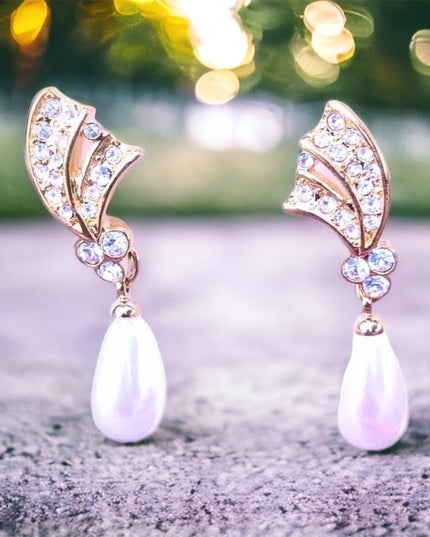 Vintage NEW Napier Earrings faux pearl gold finish dangle with rhinestones