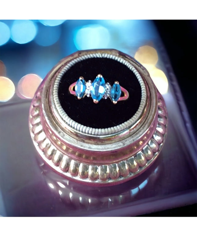 14k solid gold diamond & topaz ring vintage
