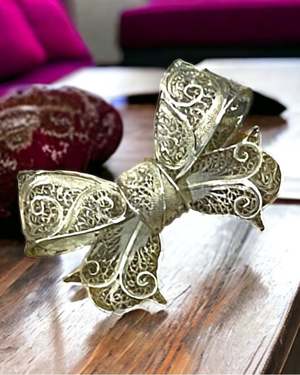 Antique fancy ornate silver filagree wirework chinese export Bow brooch