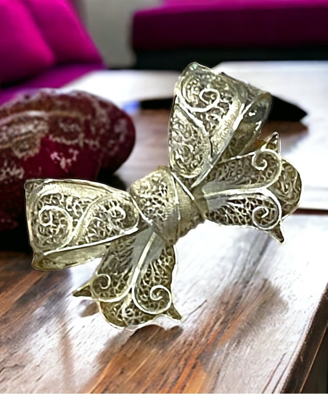 Antique fancy ornate silver filagree wirework chinese export Bow brooch