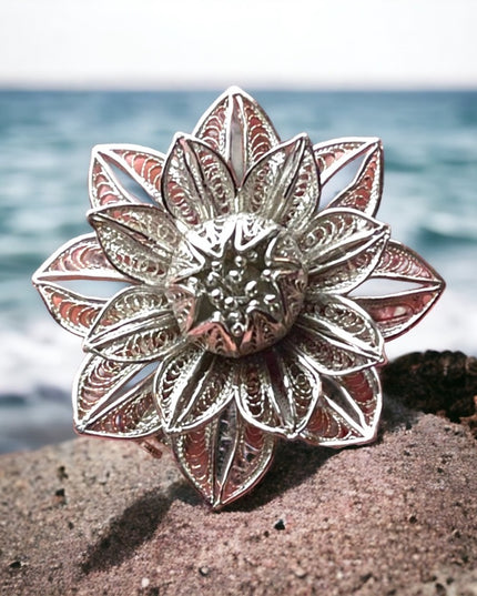 Vintage silver ornate filagree flower brooch china export