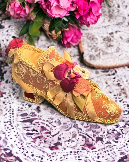 Wayne Kleski Katherines Collection retired Embellished Victorian shoe decor