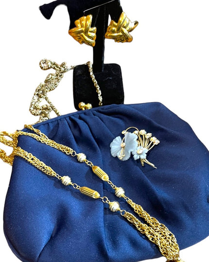 Vintage Lot Evening bag, gold necklace, flower brooch, earrings gold finish